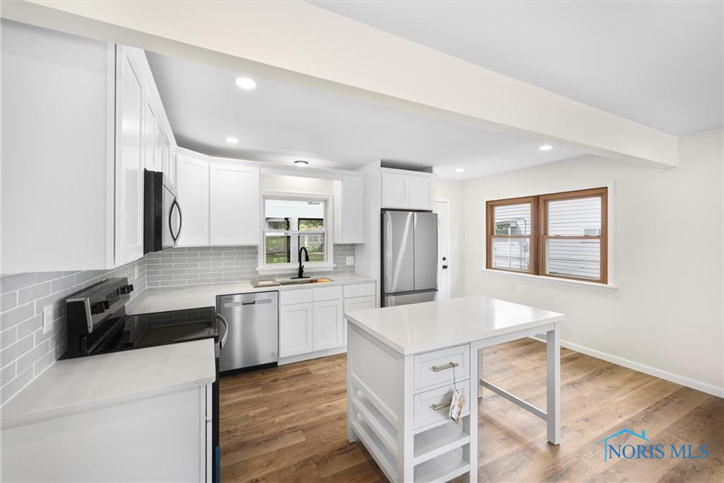 2413 Murray Drive