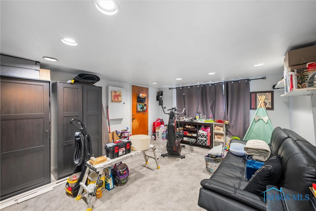 5343 Florita Drive