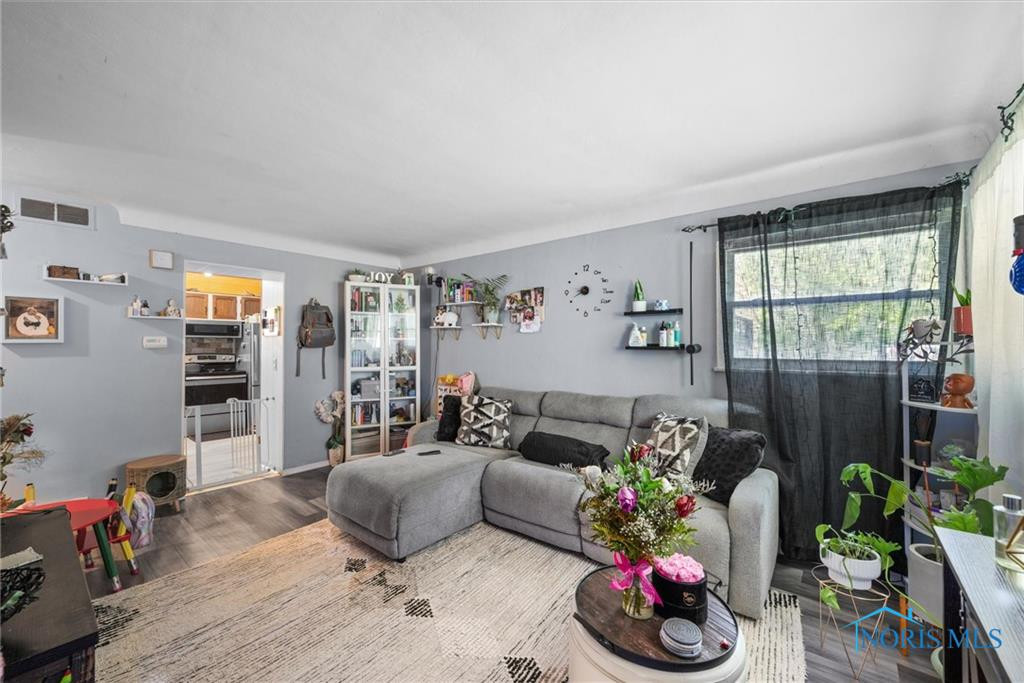 5343 Florita Drive