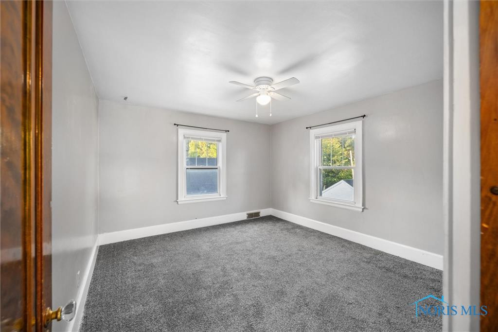 556 Apple Avenue