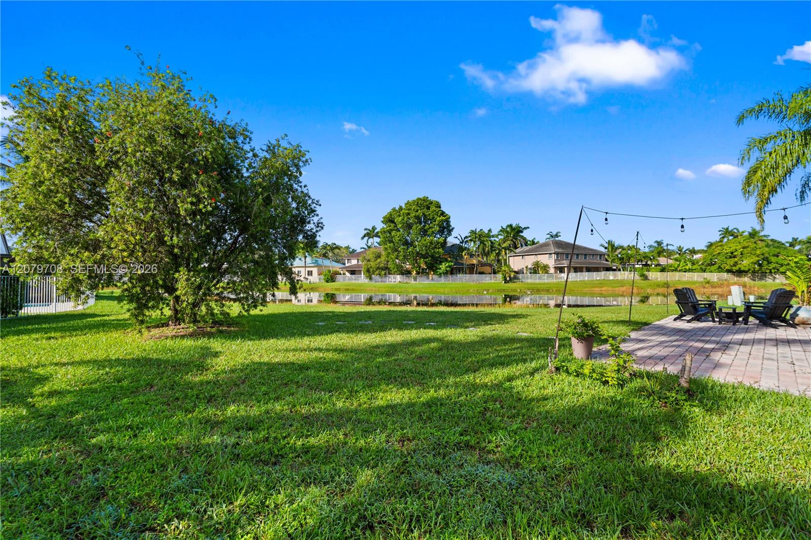 1416 Canary Island Dr