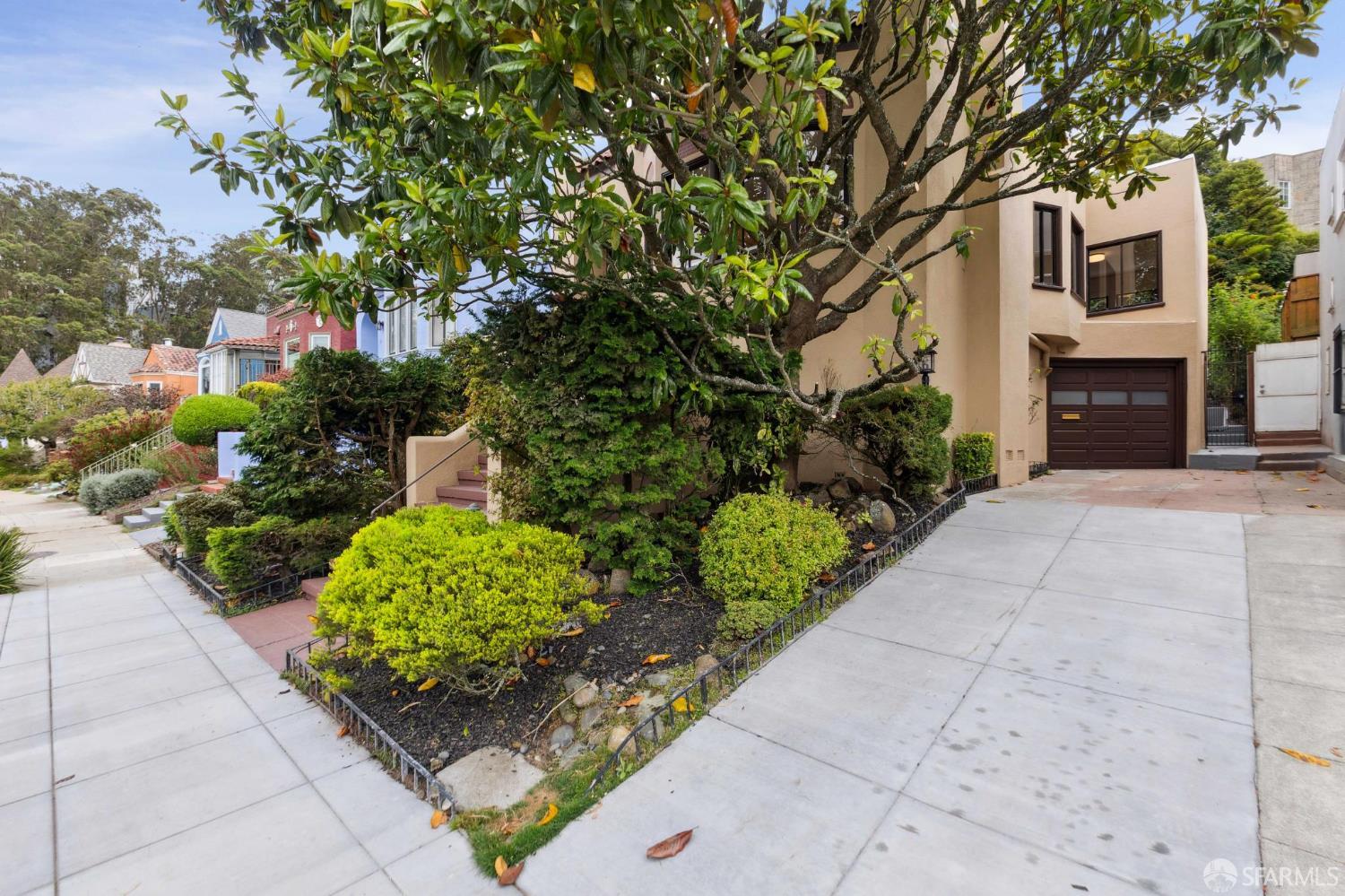 55 Balceta Avenue