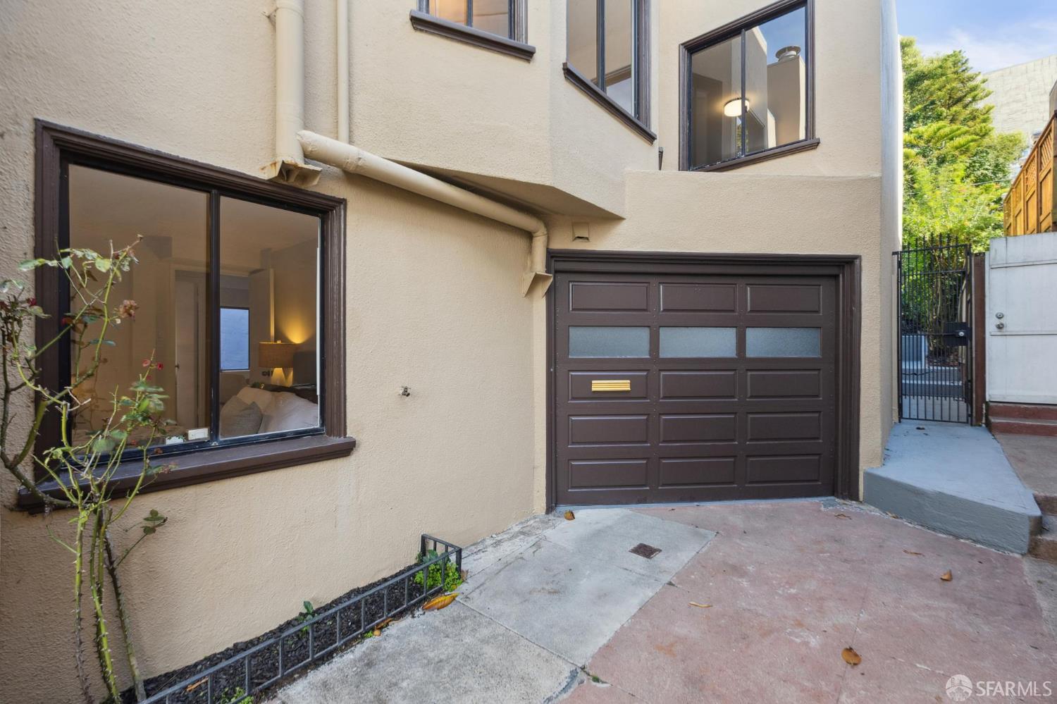 55 Balceta Avenue