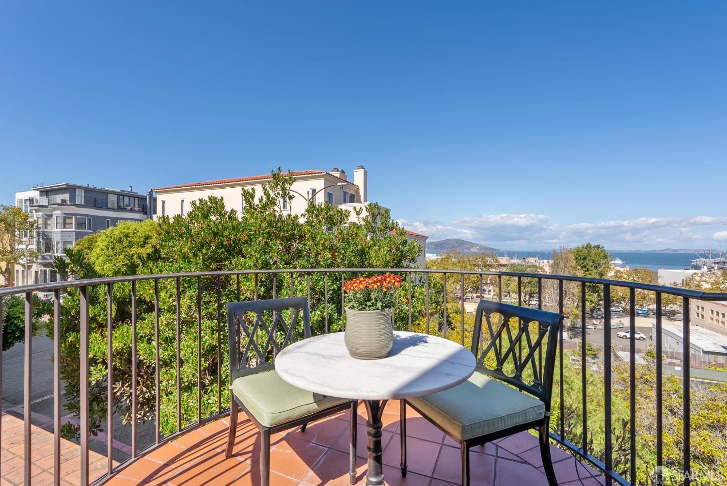 165 Francisco Street # 11