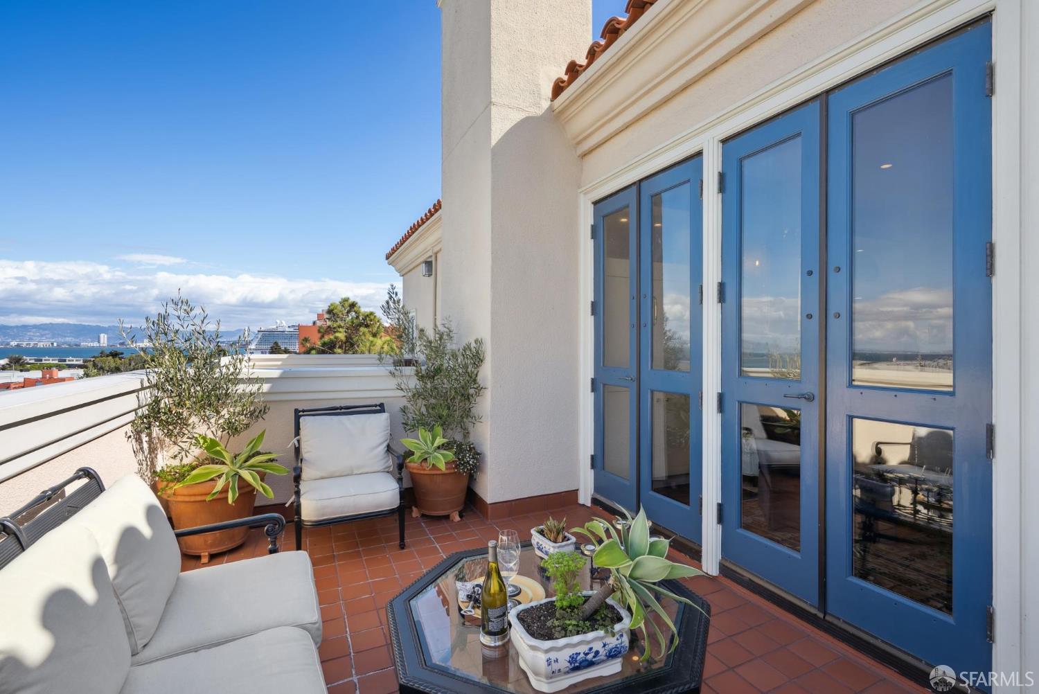 165 Francisco Street # 11