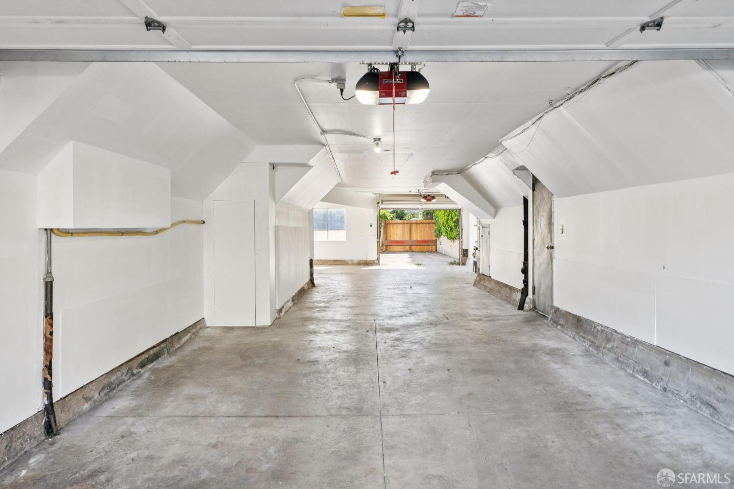 619 Monterey Boulevard