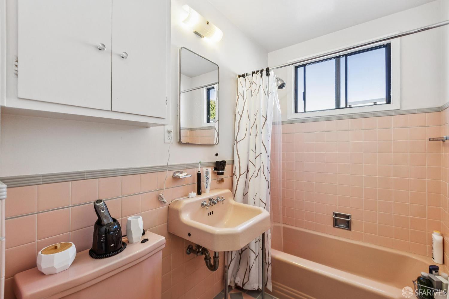 61 Clairview Court