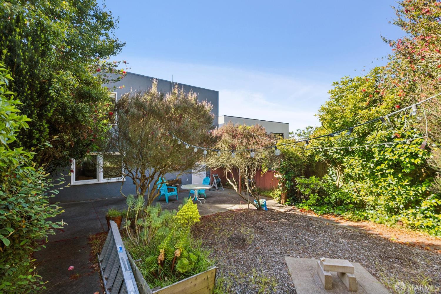 61 Clairview Court