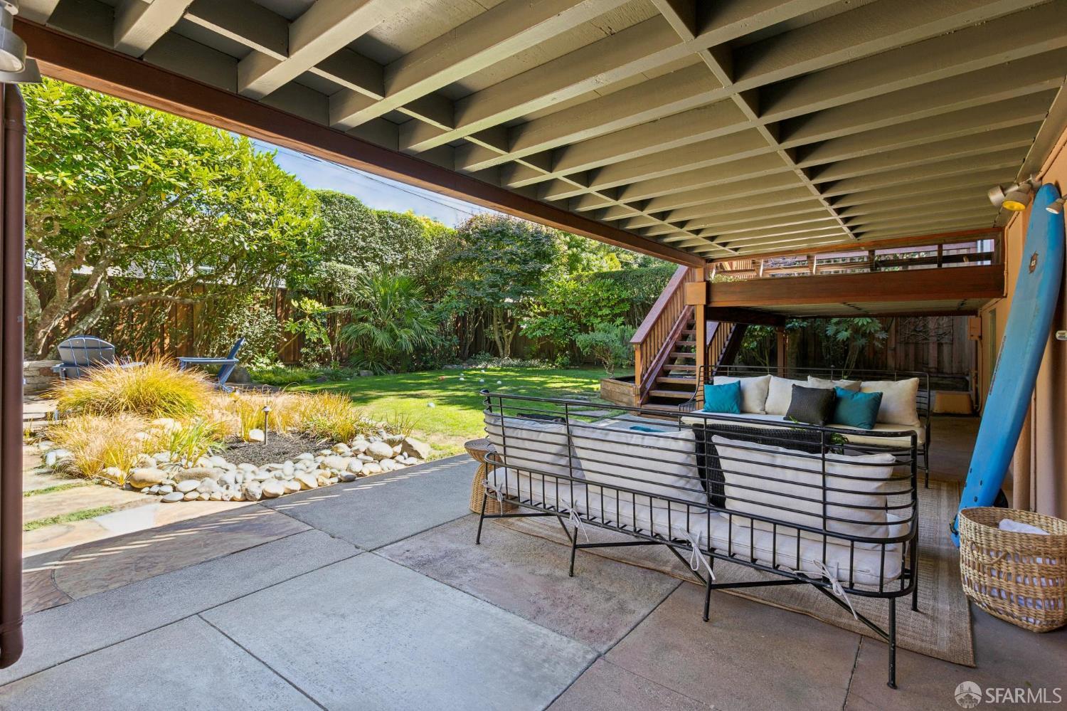 417 Dewey Boulevard