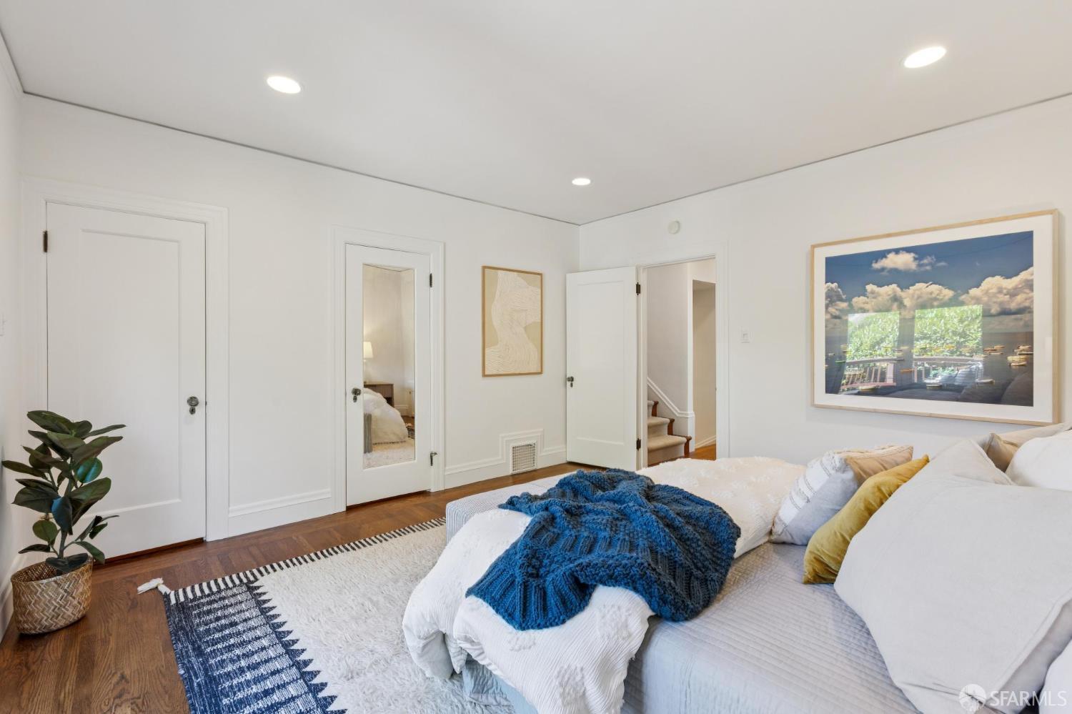 417 Dewey Boulevard