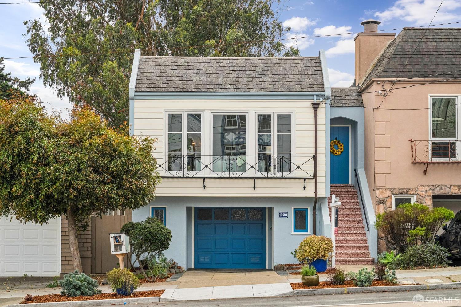 1239 Ulloa Street