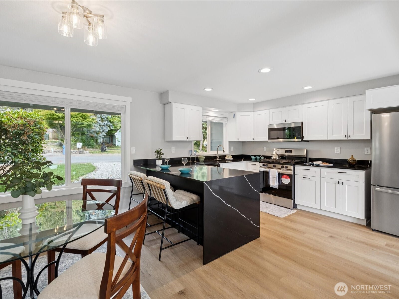 652 SW Judson Drive