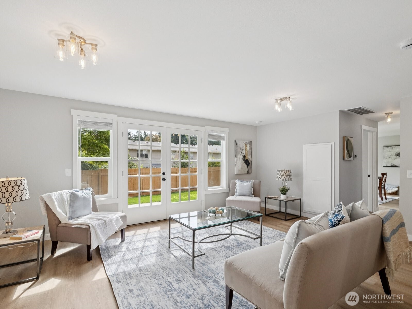 652 SW Judson Drive