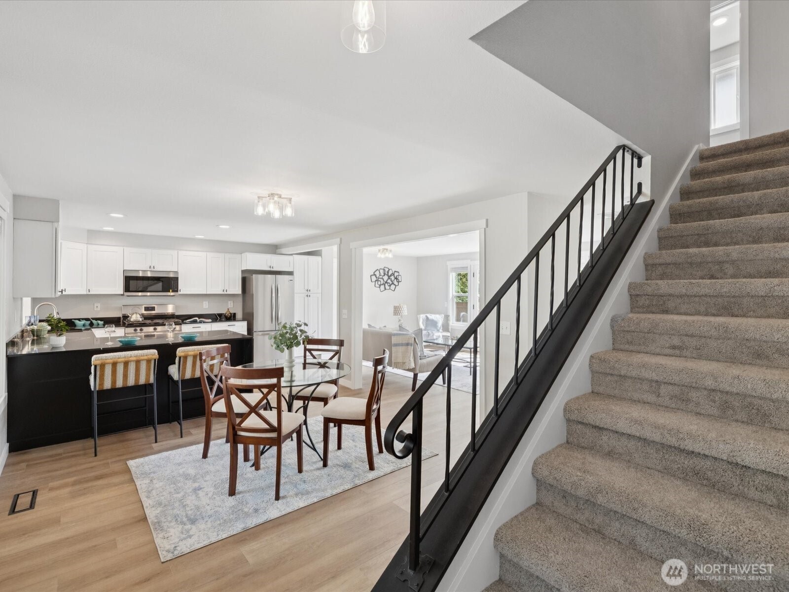 652 SW Judson Drive