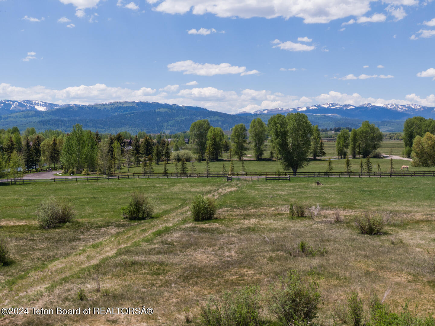 3900 S TRAIL Drive, Jackson