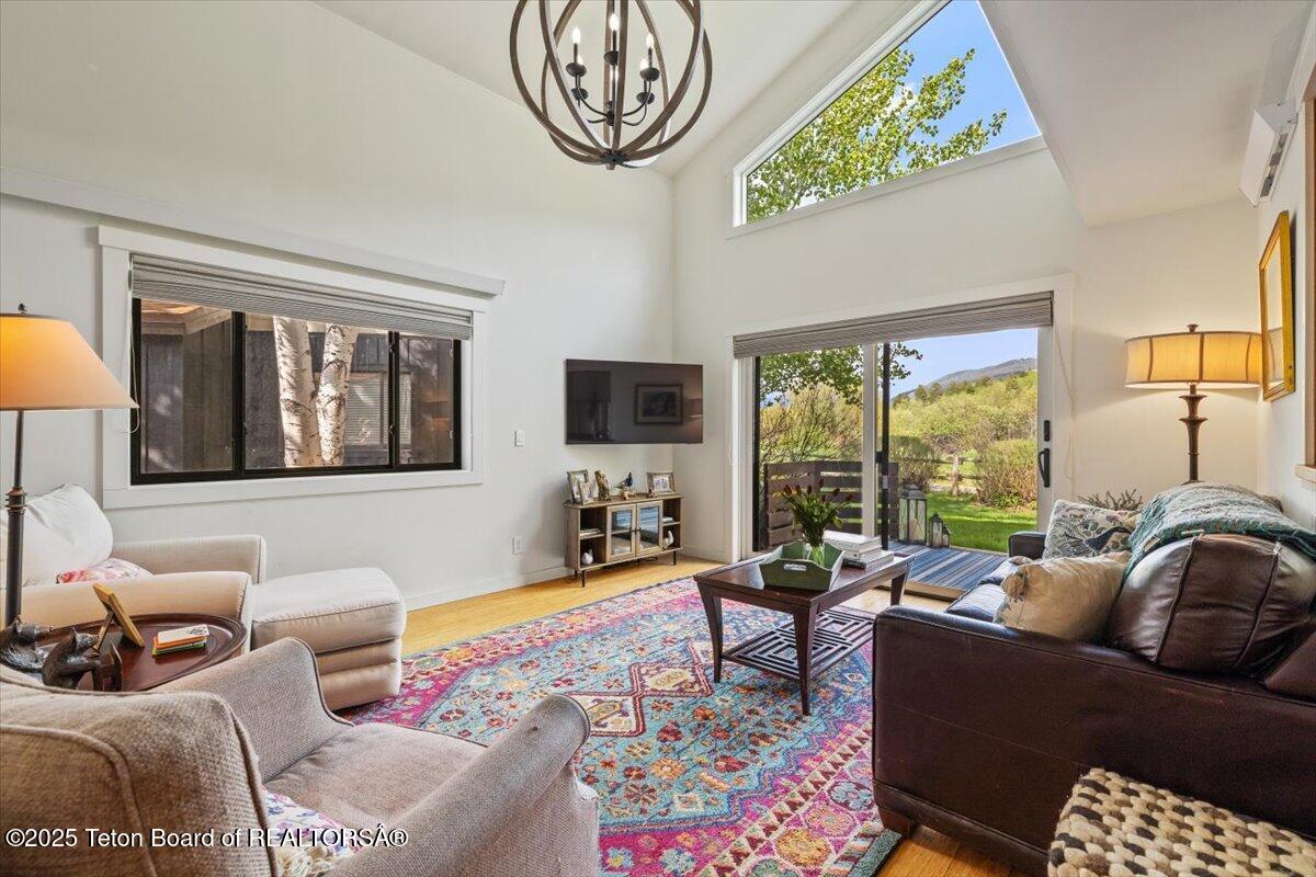 818 A POWDERHORN Lane