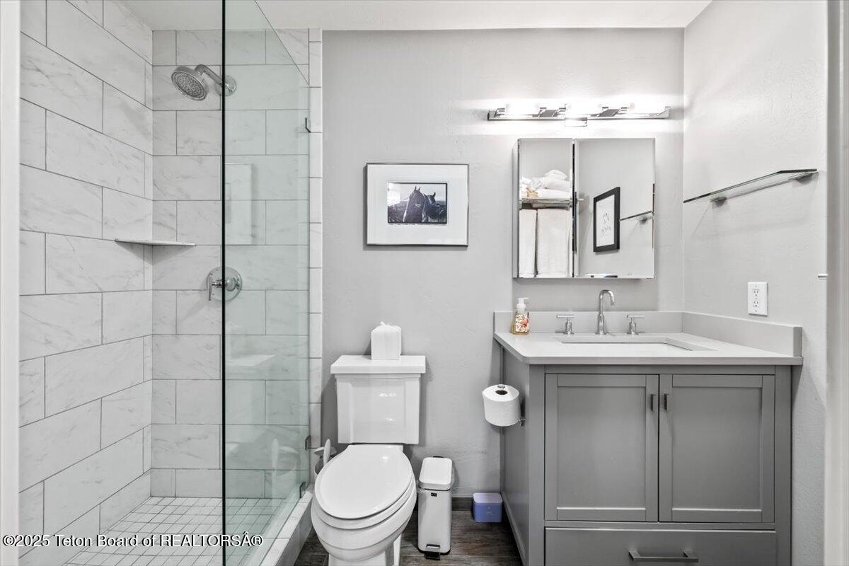 818 A POWDERHORN Lane