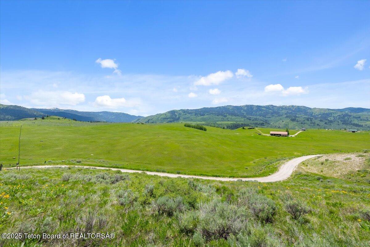 3110 E WILDHORSE Road