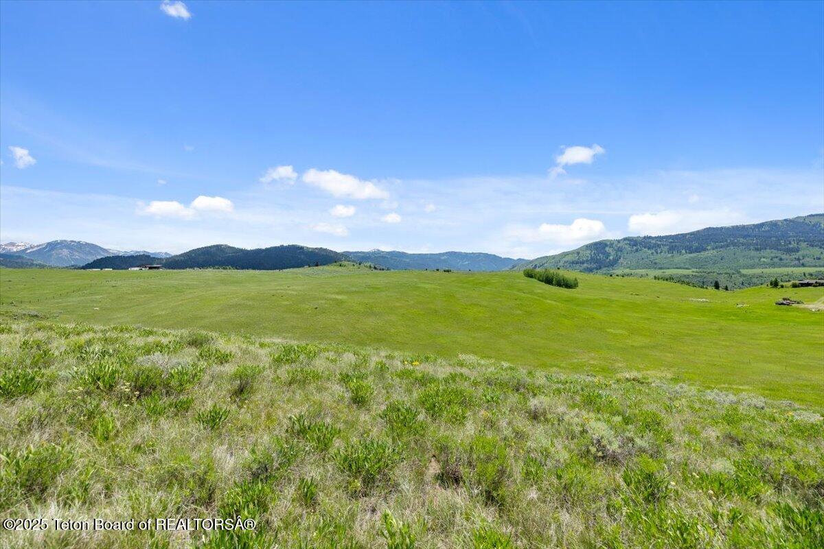 3110 E WILDHORSE Road