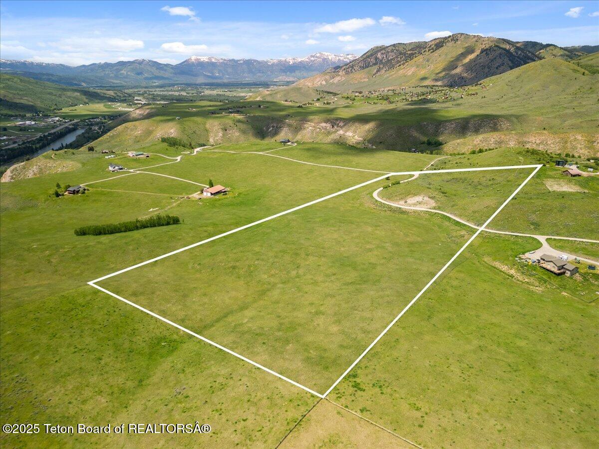 3110 E WILDHORSE Road