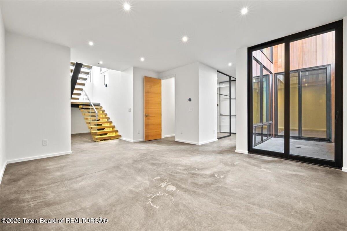 80 RANCHER Street