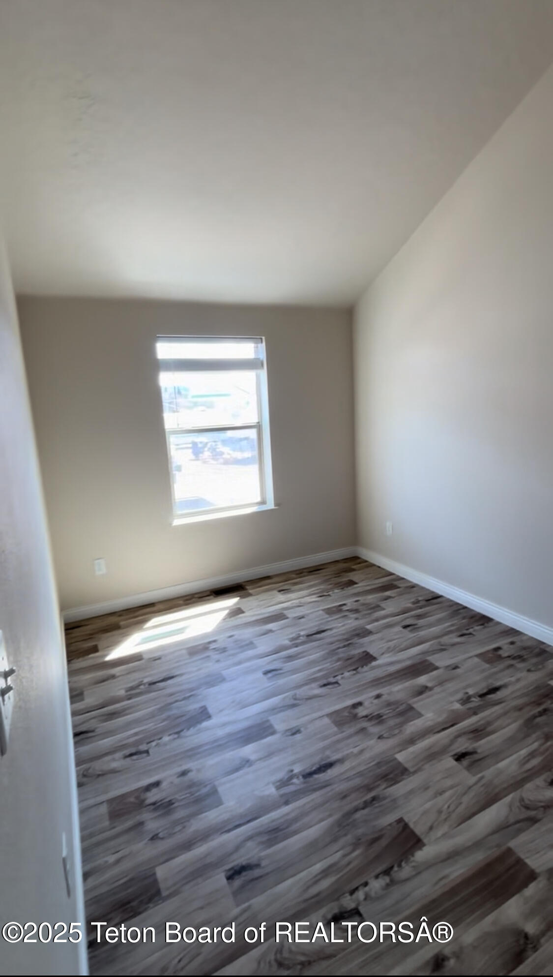 223 FRANKLIN Avenue