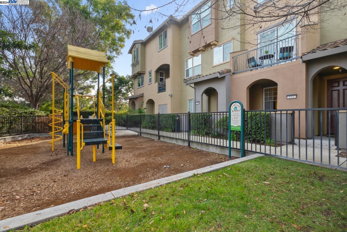 620 Almaden Walk Loop
