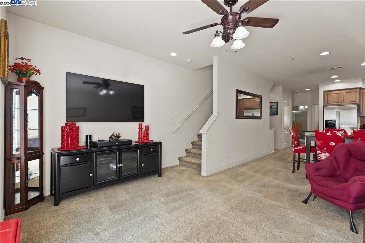 620 Almaden Walk Loop