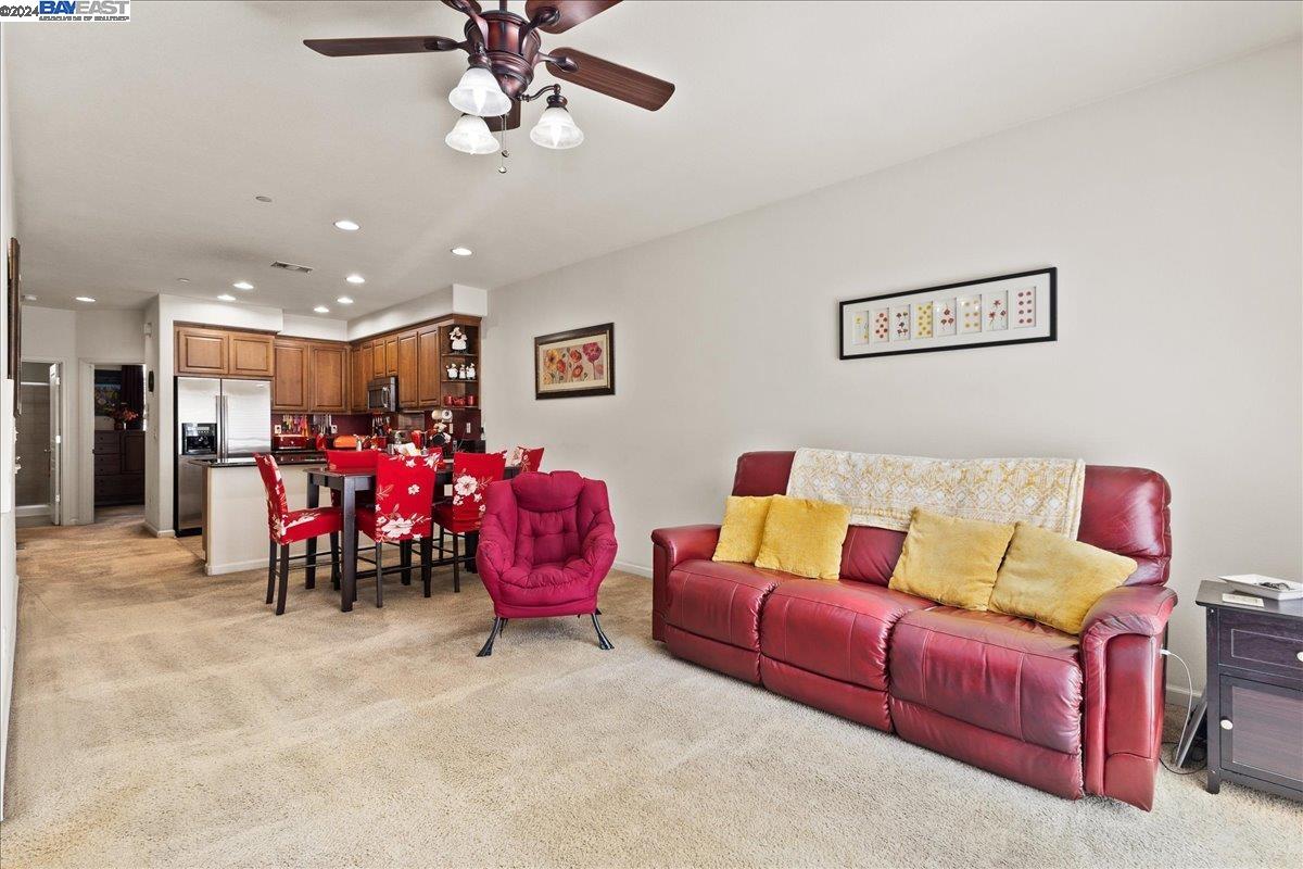 620 Almaden Walk Loop