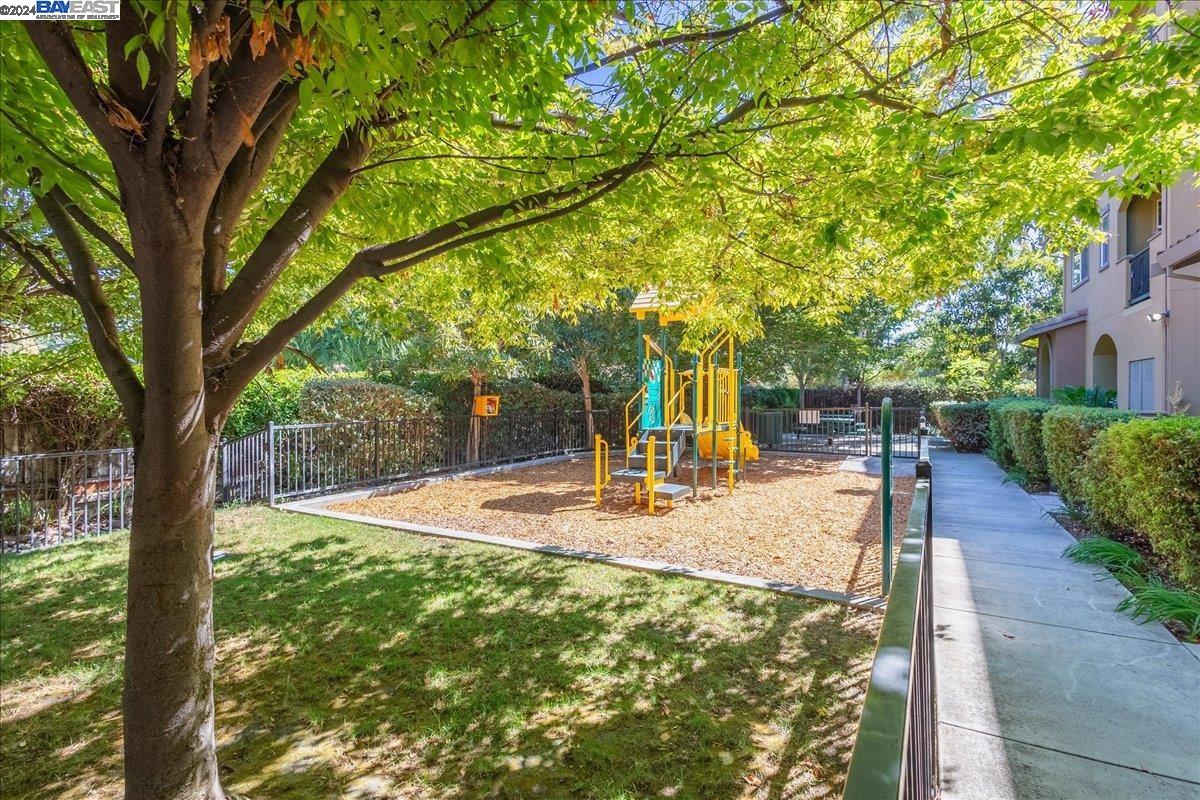 620 Almaden Walk Loop