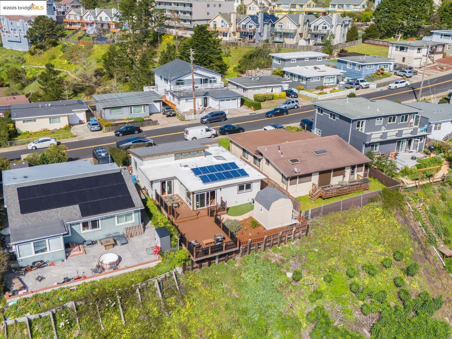 498 Manor Dr