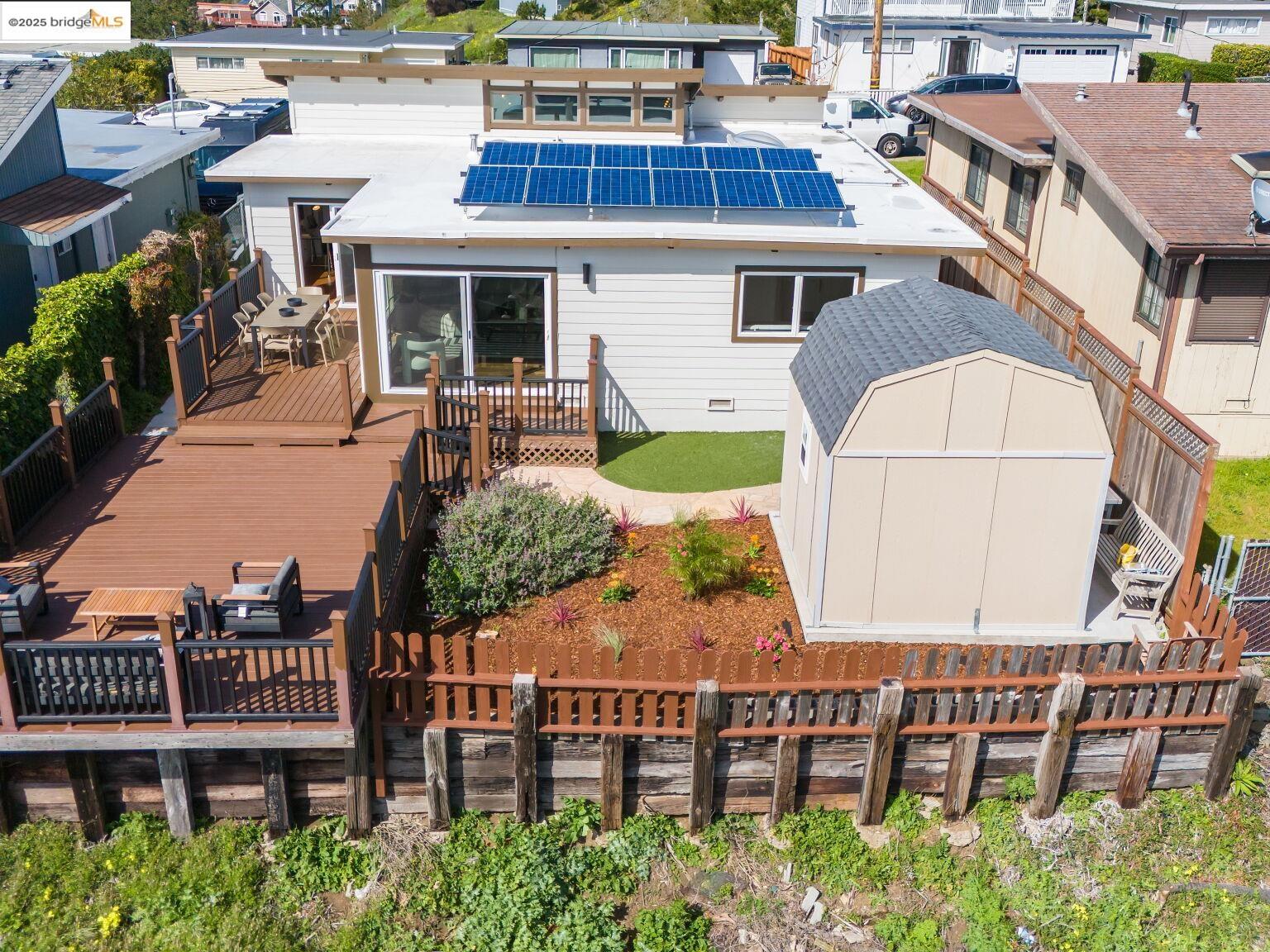 498 Manor Dr