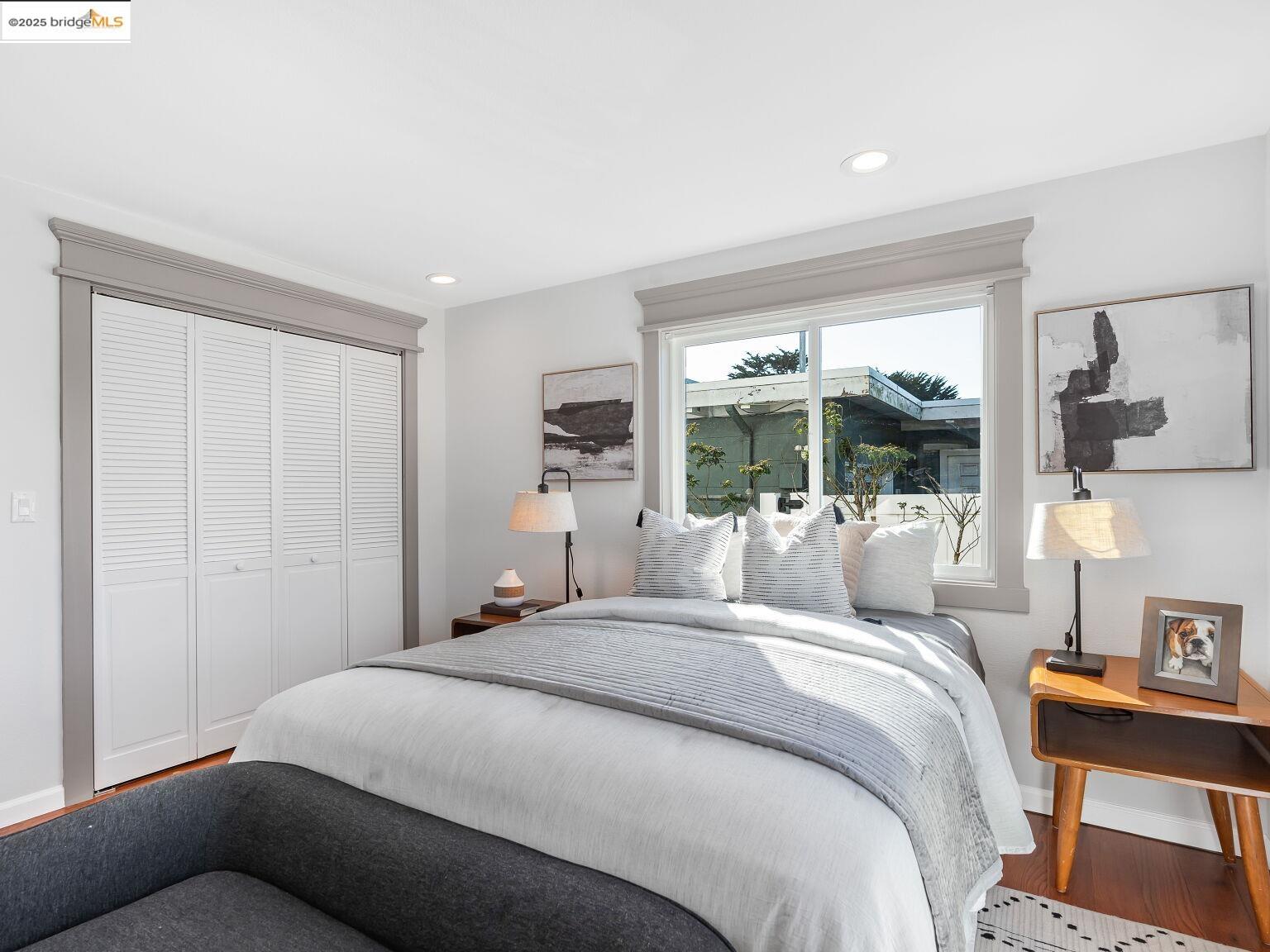 498 Manor Dr