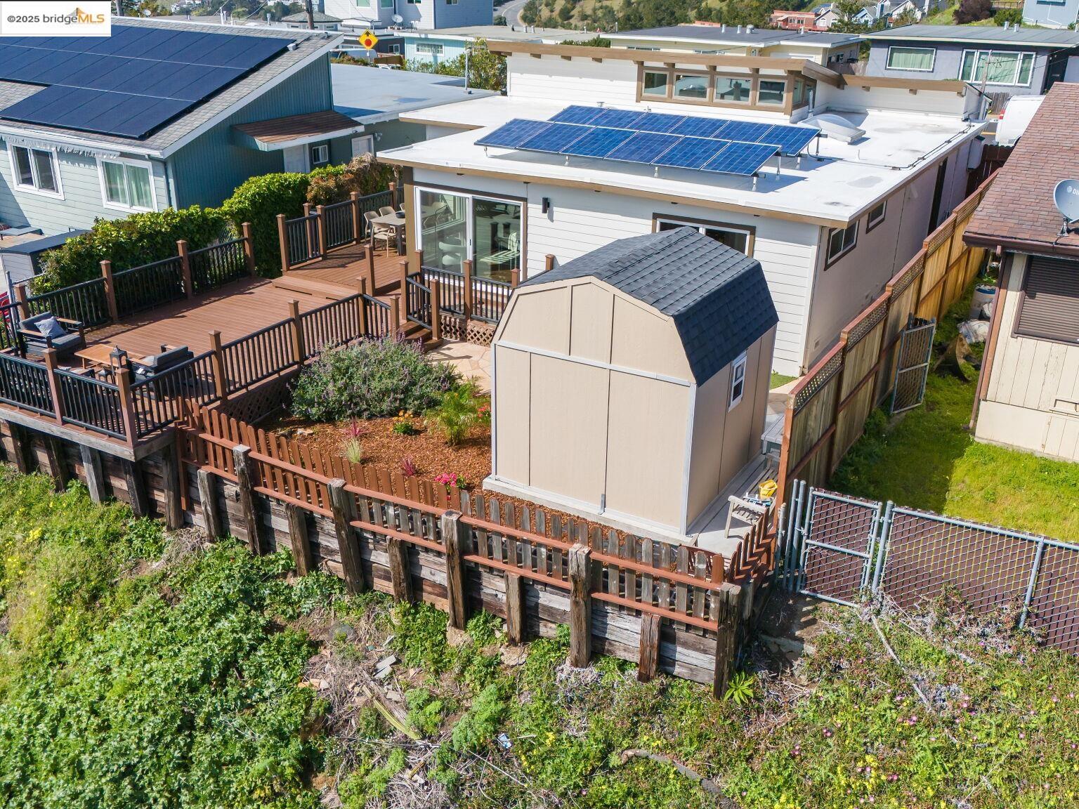 498 Manor Dr