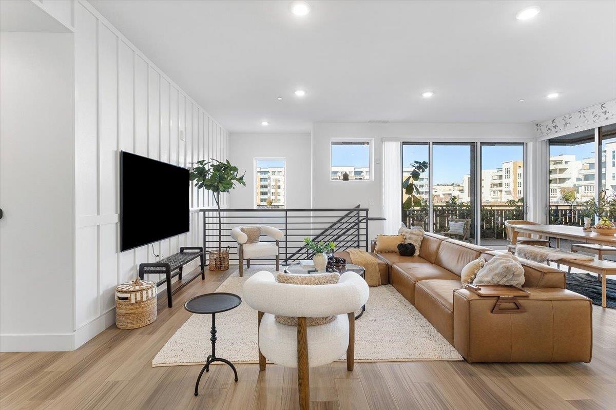 2259 Kilowatt Way # 206