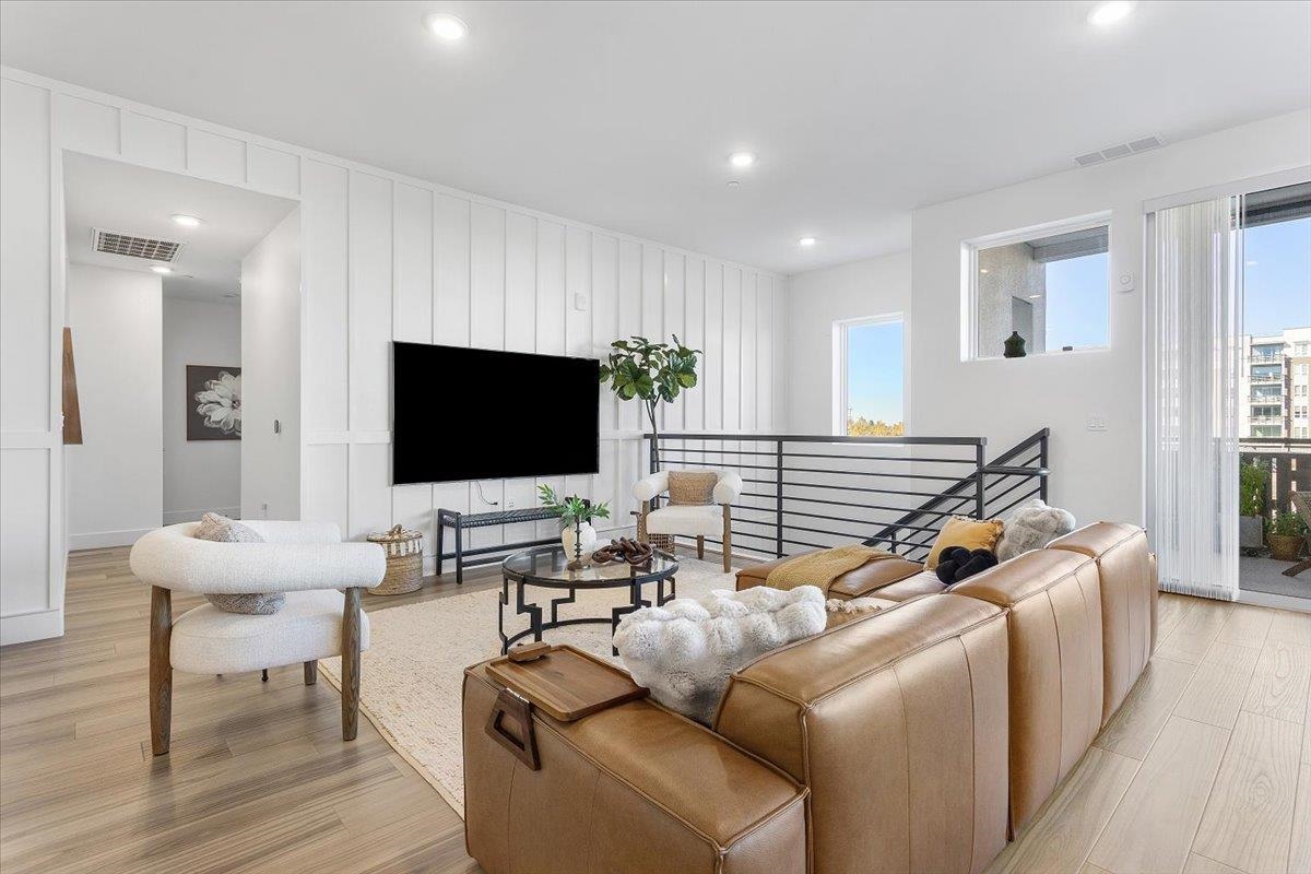 2259 Kilowatt Way # 206