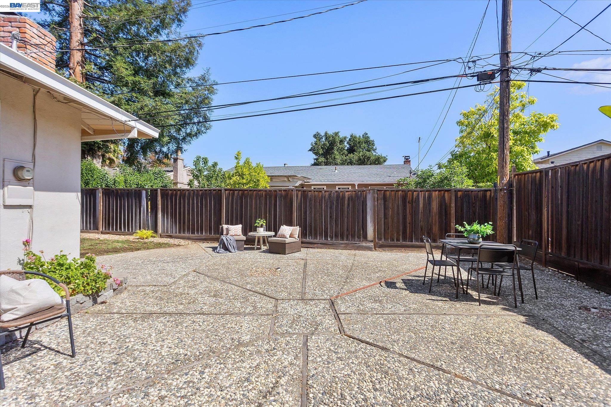 4875 Pepperwood Way