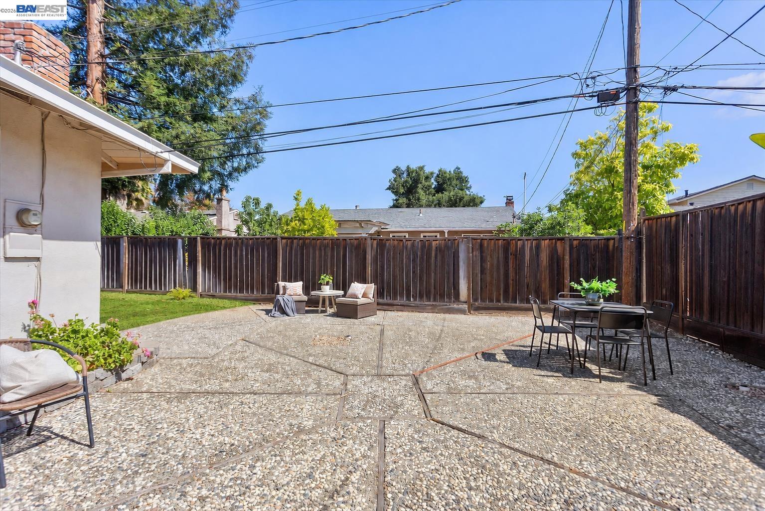 4875 Pepperwood Way
