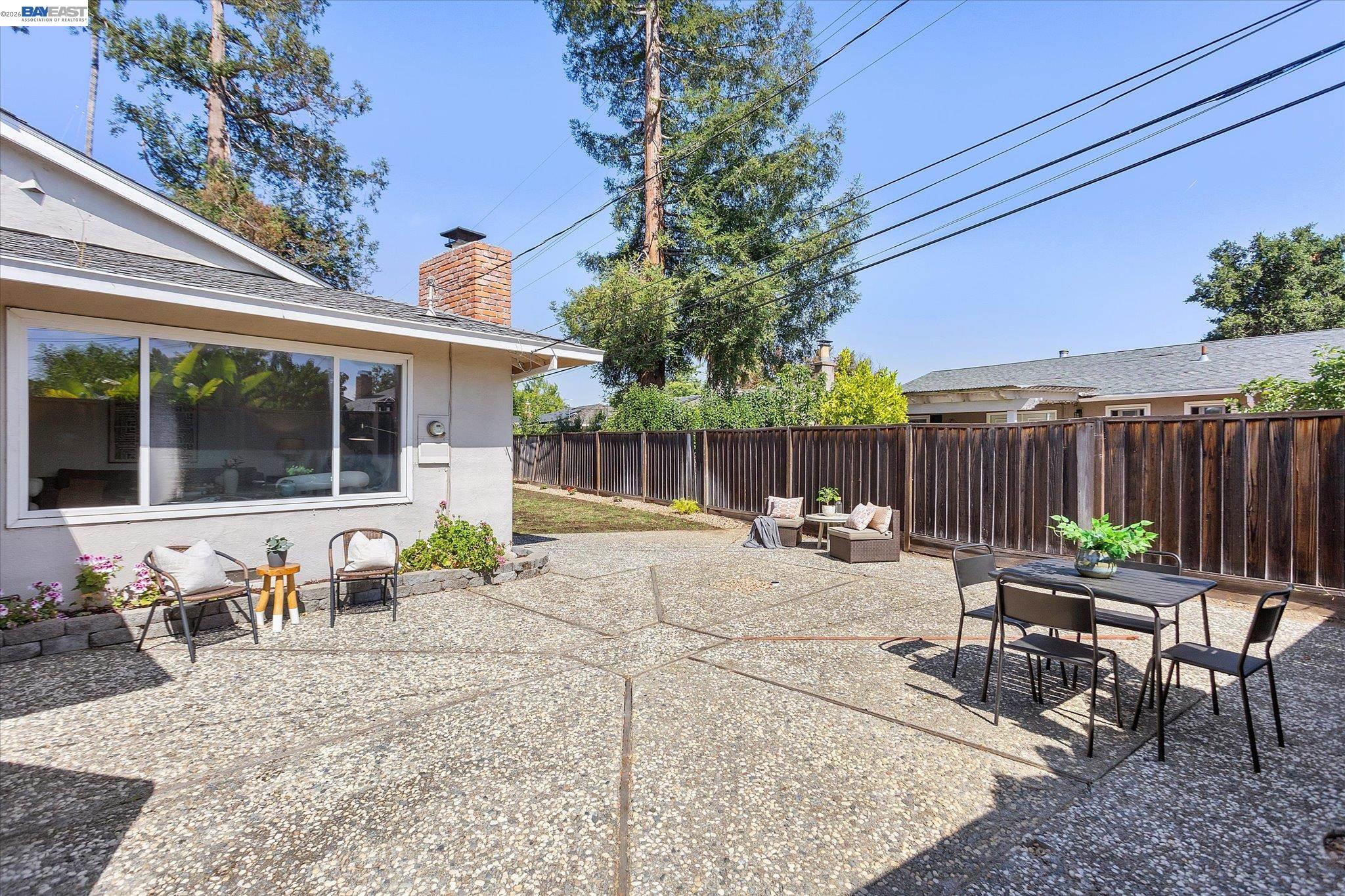 4875 Pepperwood Way