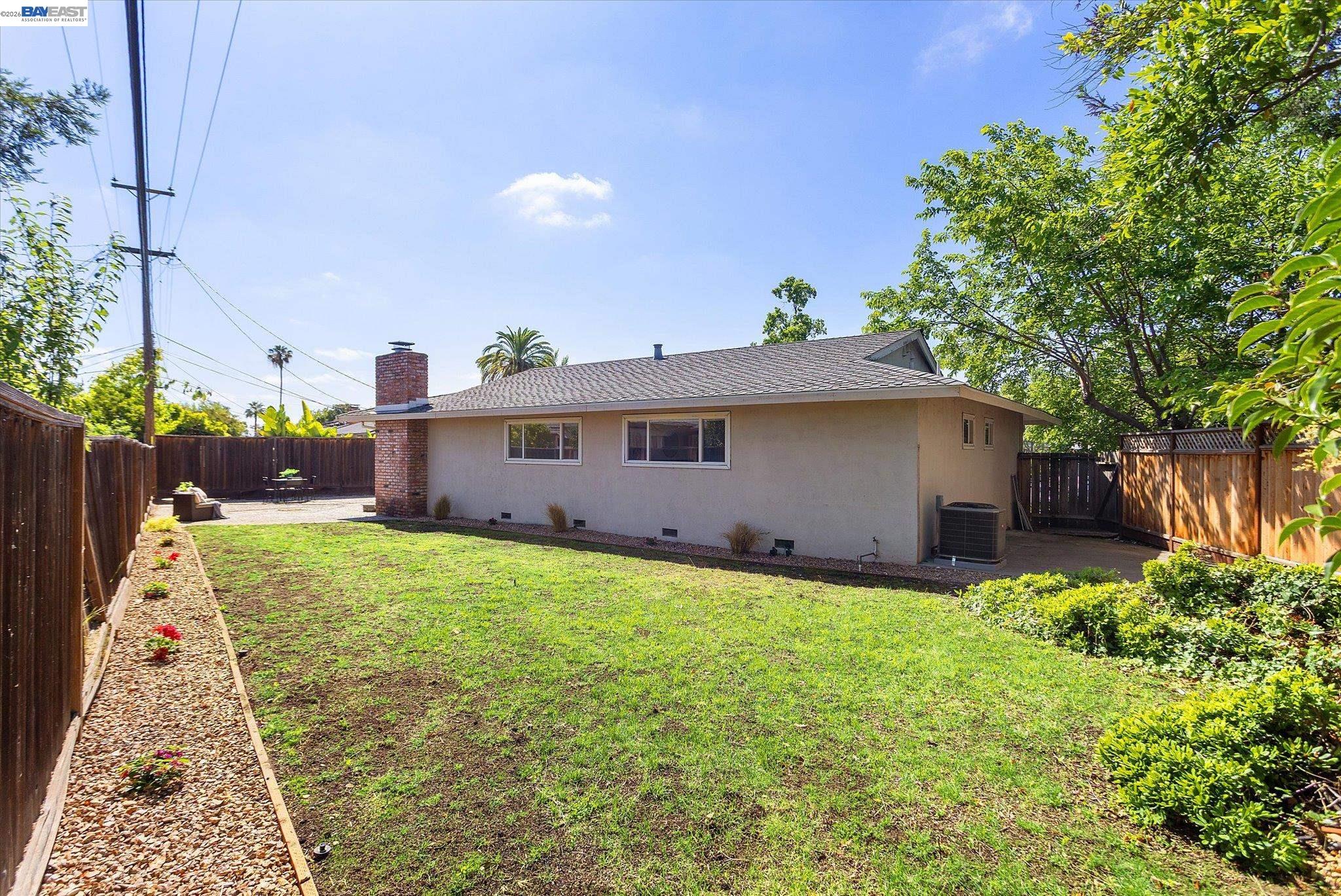 4875 Pepperwood Way