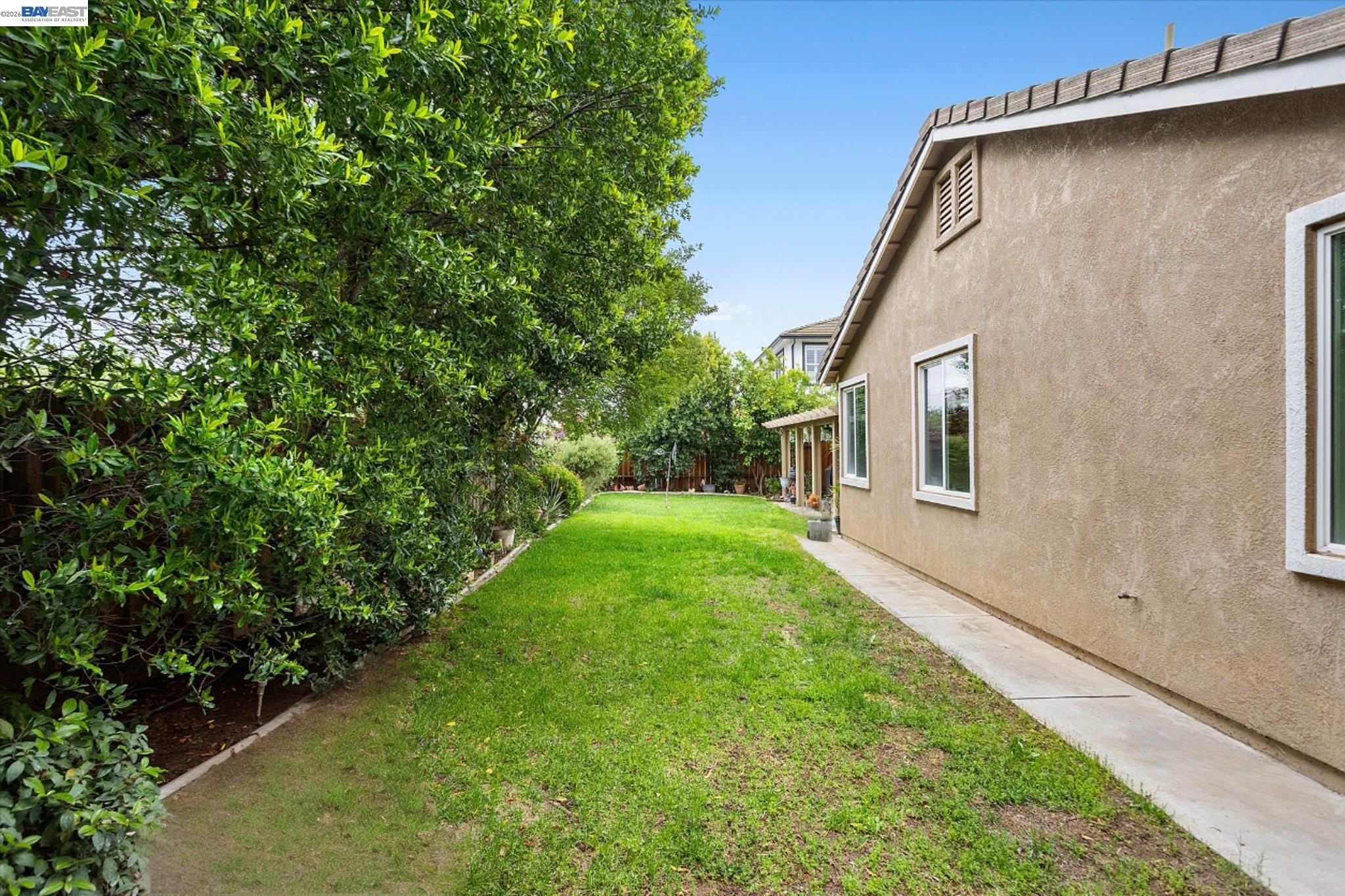 745 Vasconcellos Ave