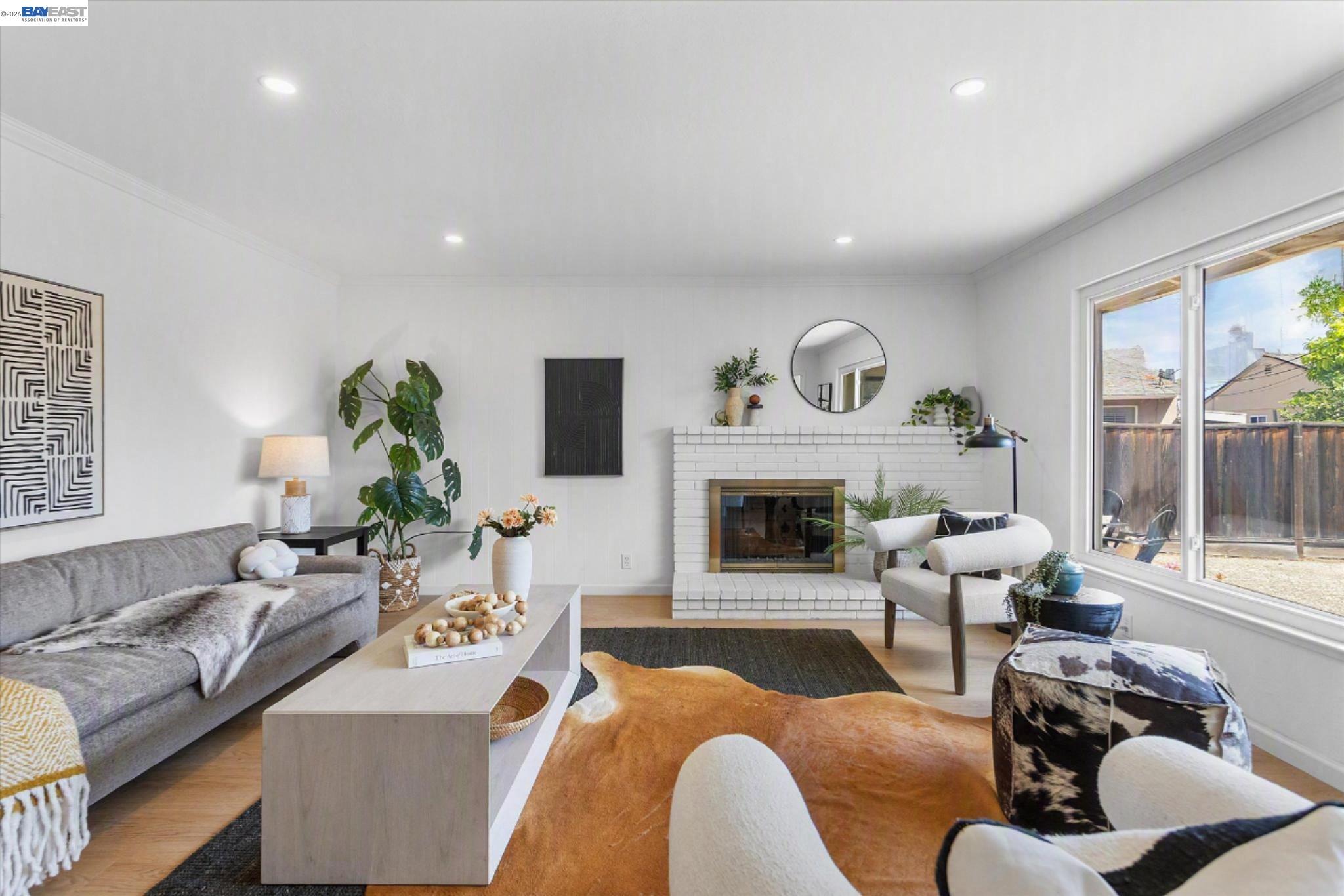 4875 Pepperwood Way