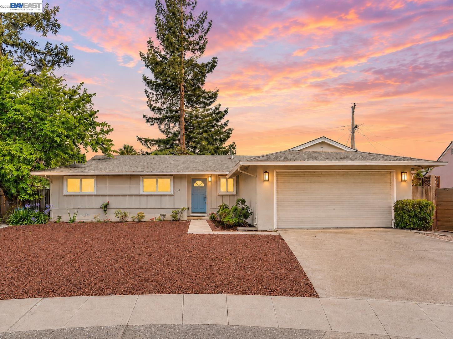 4875 Pepperwood Way
