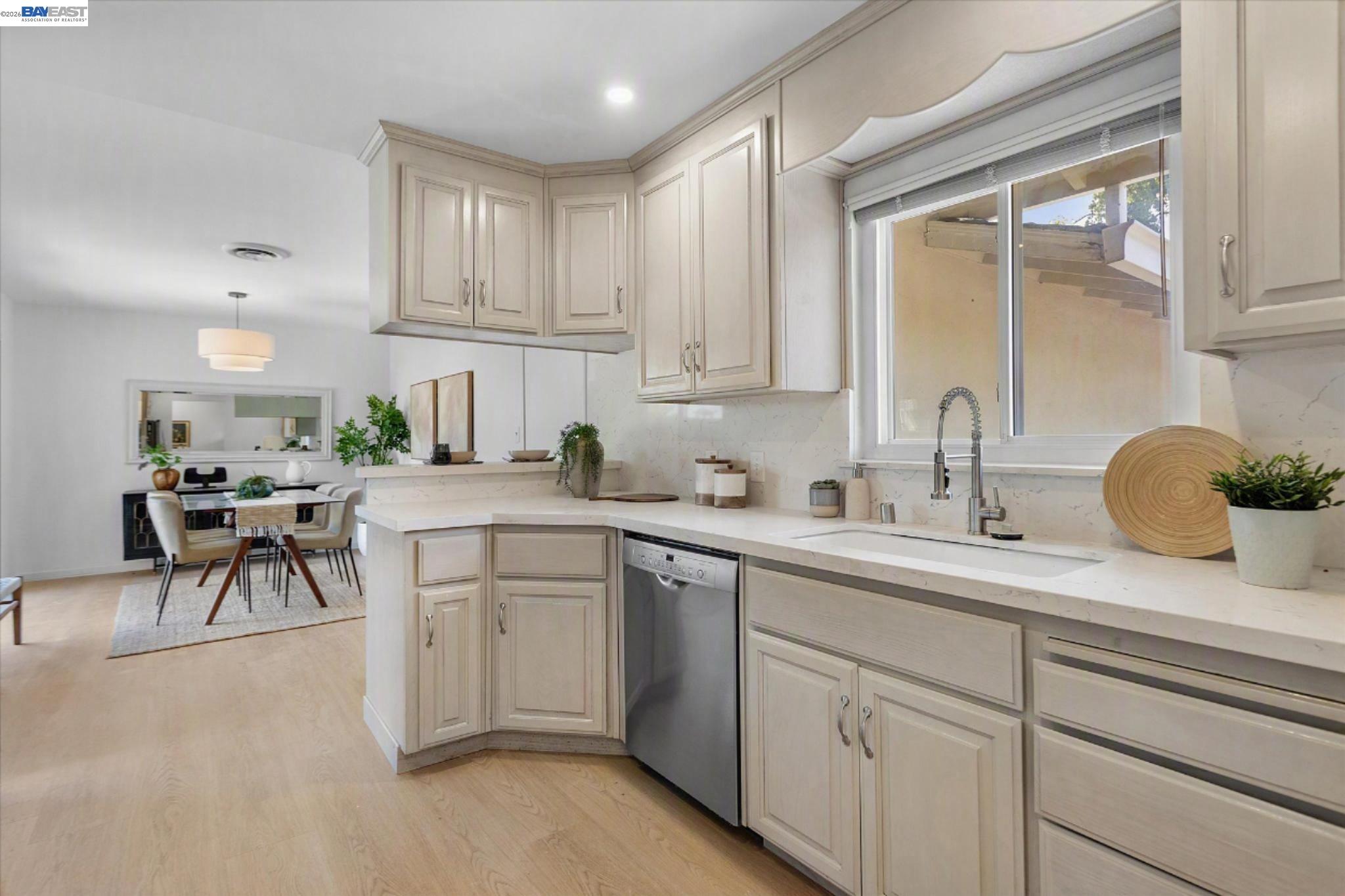 4875 Pepperwood Way
