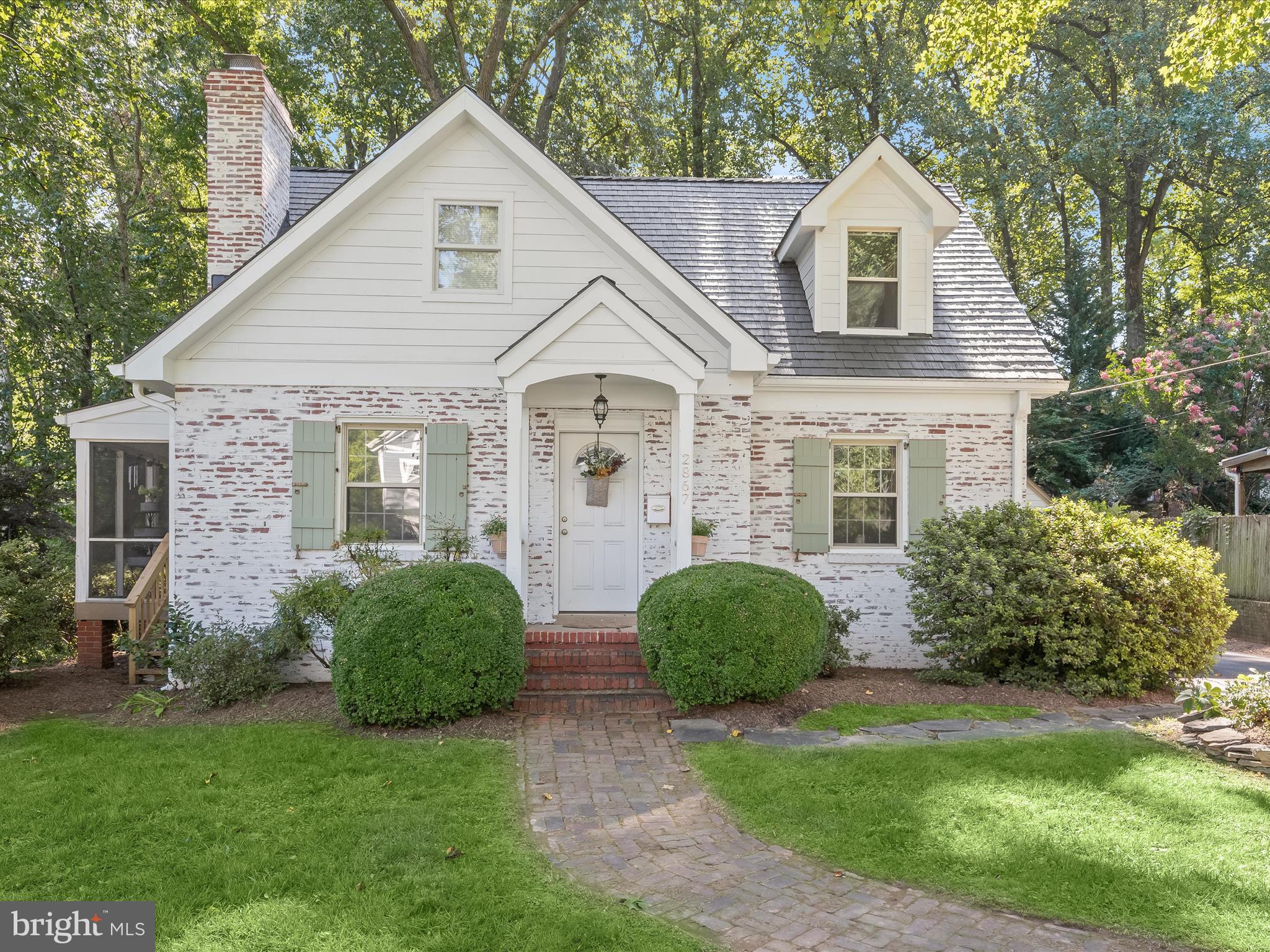 2867 Rosemary Ln
