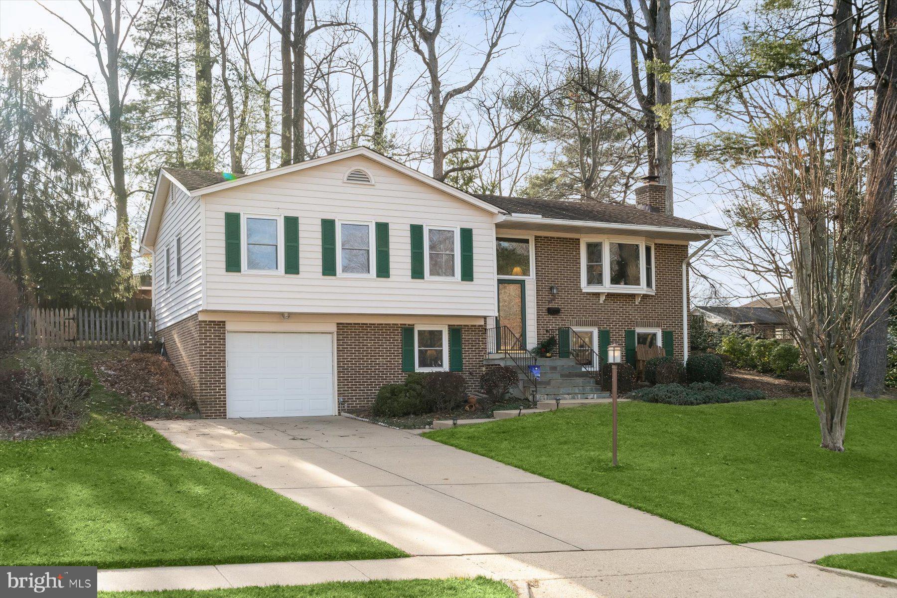 8407 Georgian Way