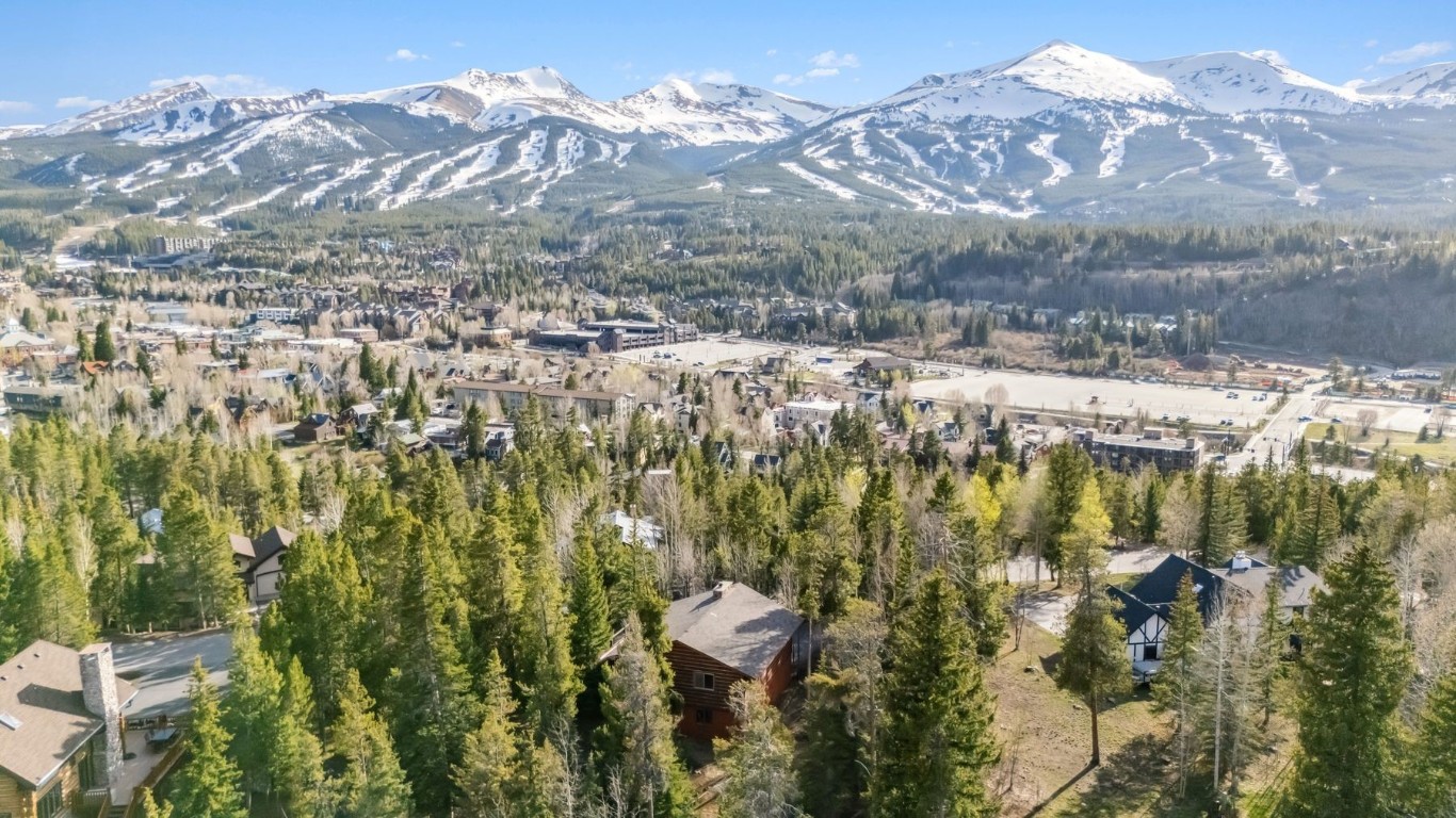 216 N Gold Flake TERRACE