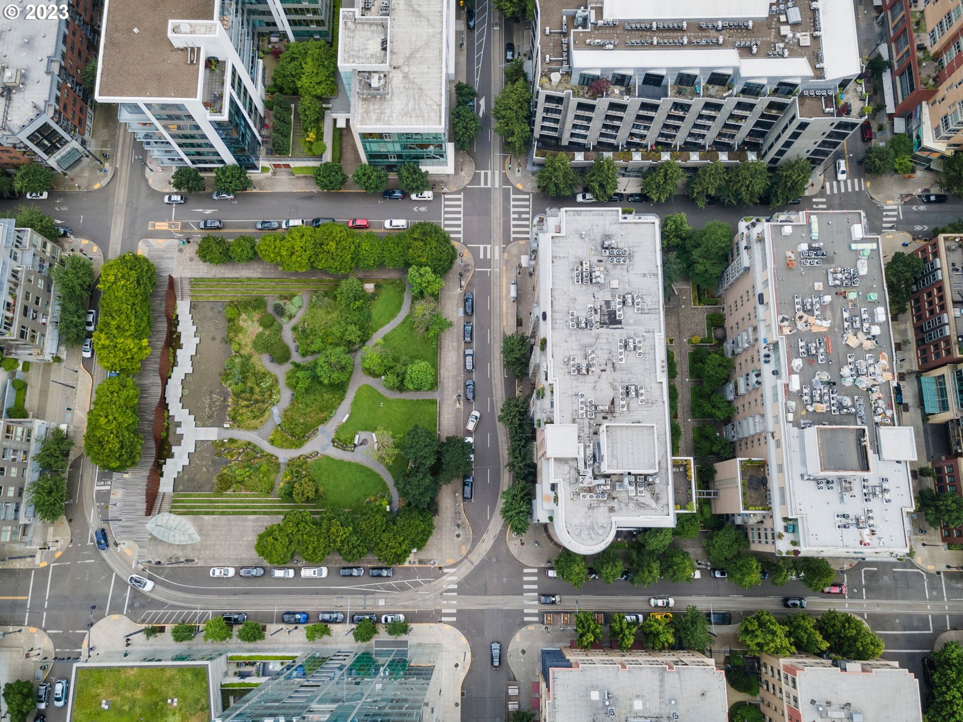 1133 NW 11TH AVE 415