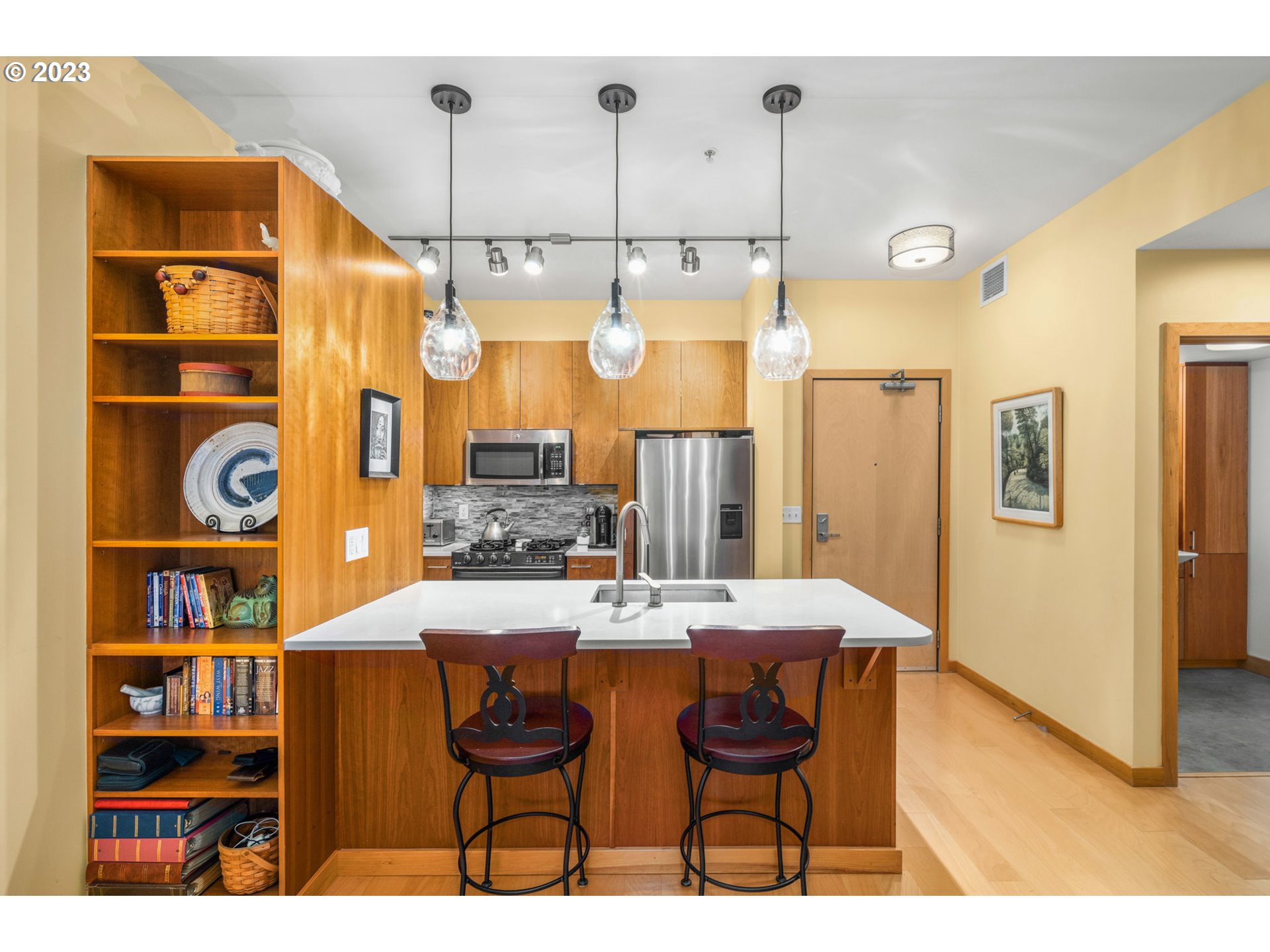 1133 NW 11TH AVE 415