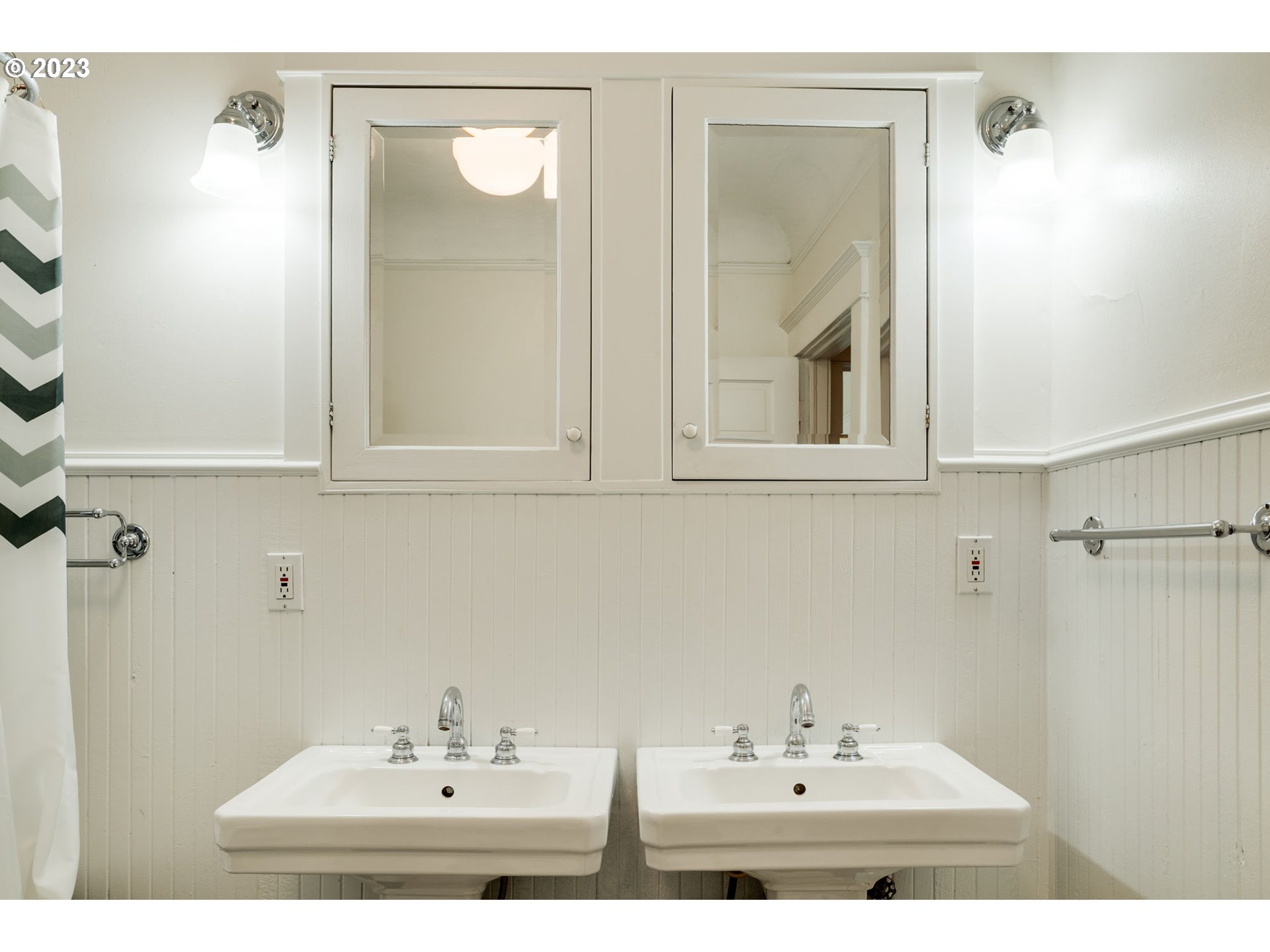 2129 NW NORTHRUP ST NW 1